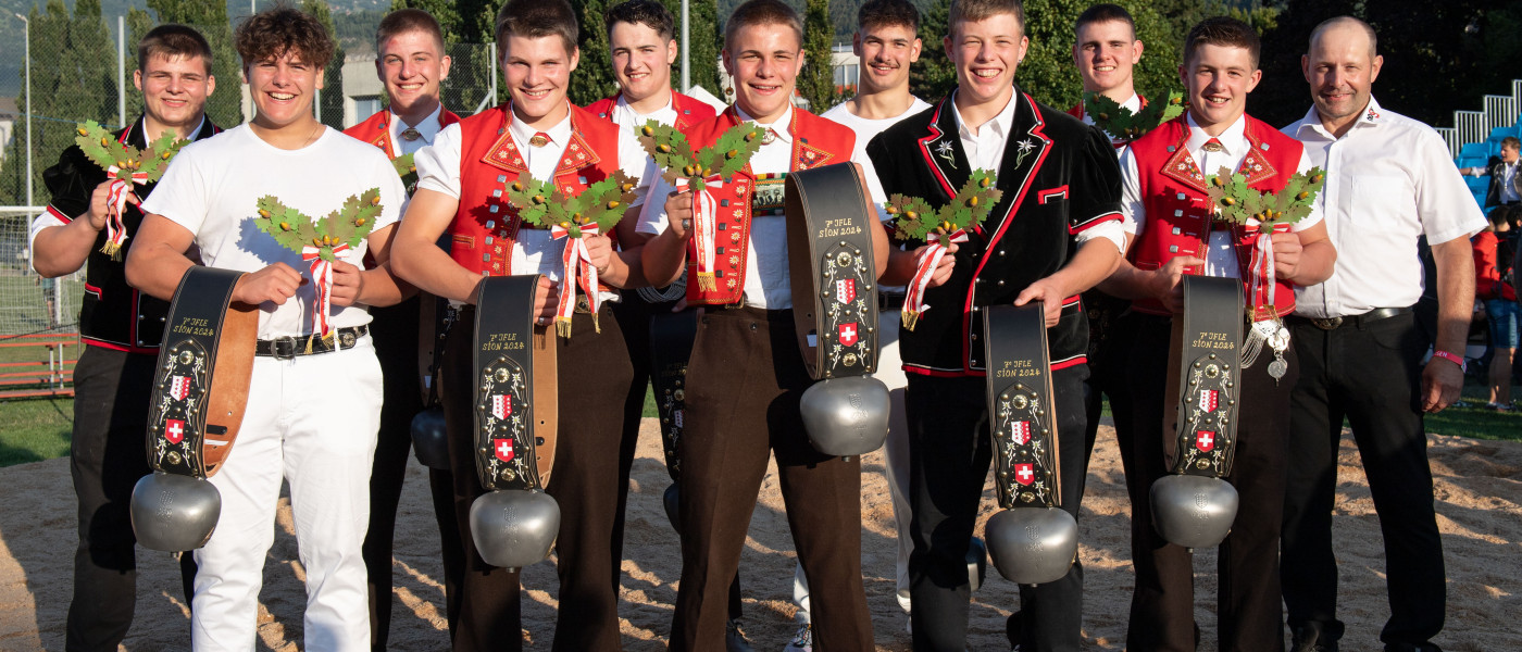 Die NOSV Doppelzweiggewinner am ENST 2024, Bild ©Taria Hösli